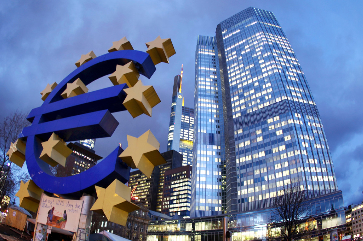 Зграда Европске централне банке у Франкфурту (Фото: AP Photo/Michael Probst)