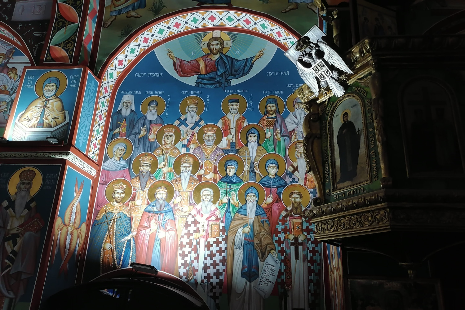 Freska „Sabor srpskih svetitelja“ unutar Stare crkve u Kragujevcu (Foto: Radomir Jovanović/Novi Standard)