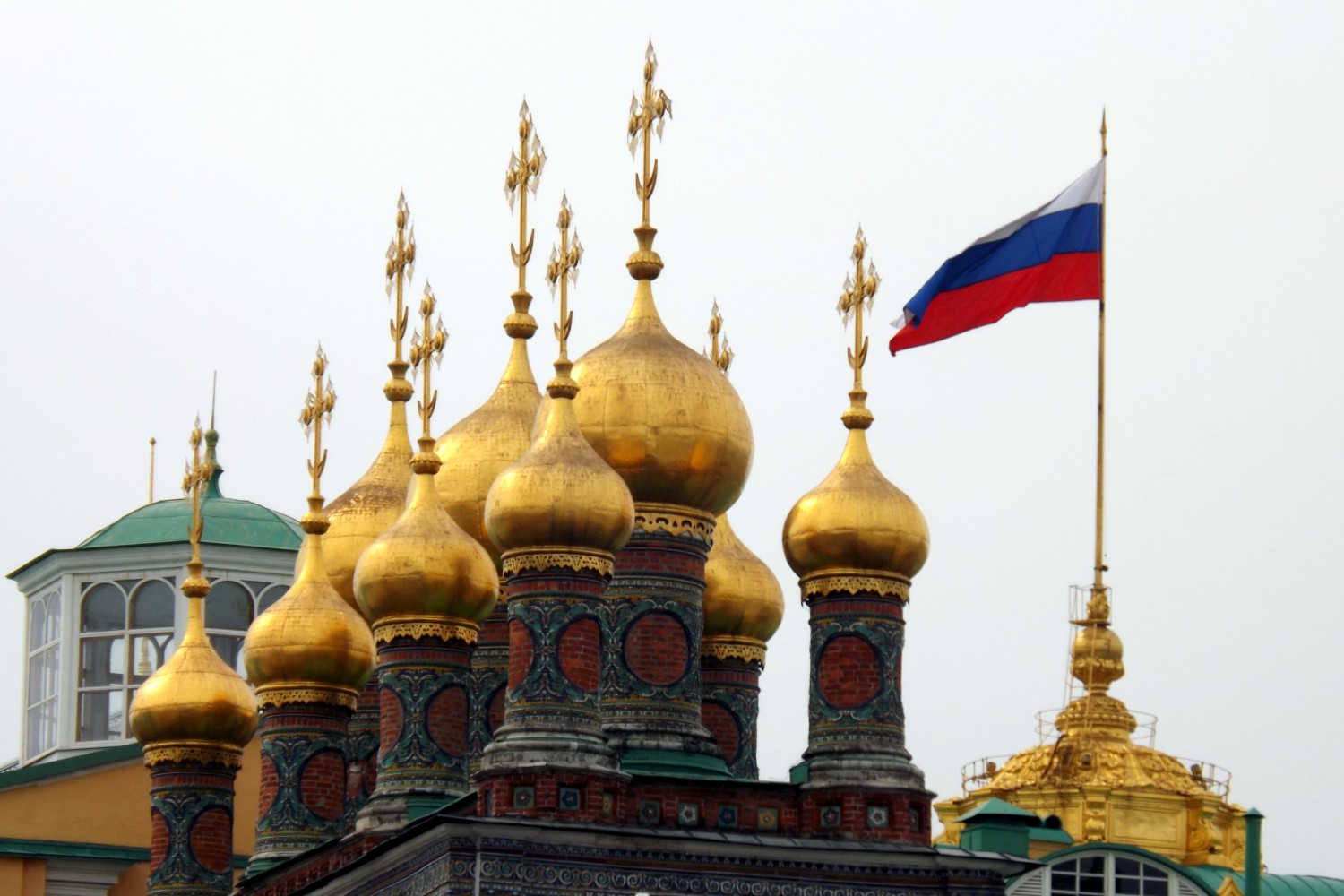 Zastava Rusije na vrhu moskovskog Kremlja (Foto: Picasa)