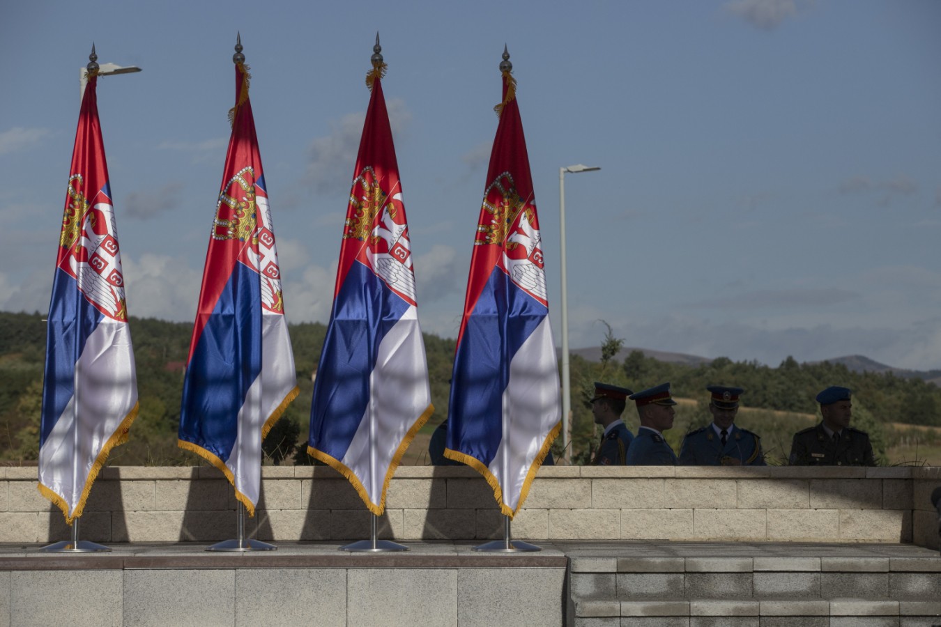 Zastave Srbije i pripadnici Garde tokom obeležavanja 76. godišnjice operacije „Halijard“, Pranjani, 26. septembar 2020. (Foto: Tanjug/Andrija Vukelić)